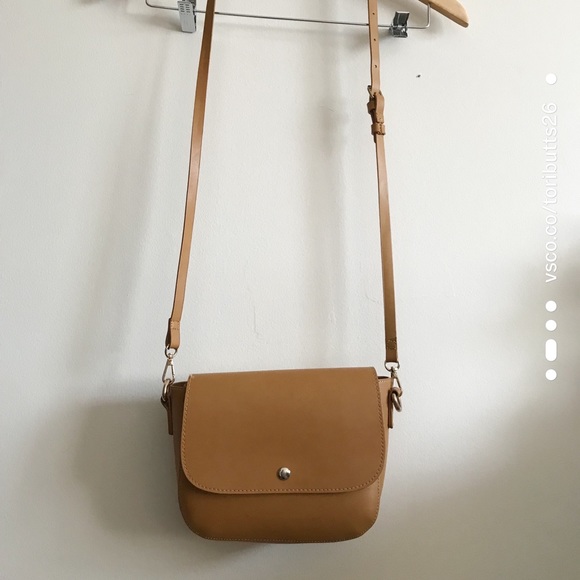 Handbags - Brand new plain tan purse